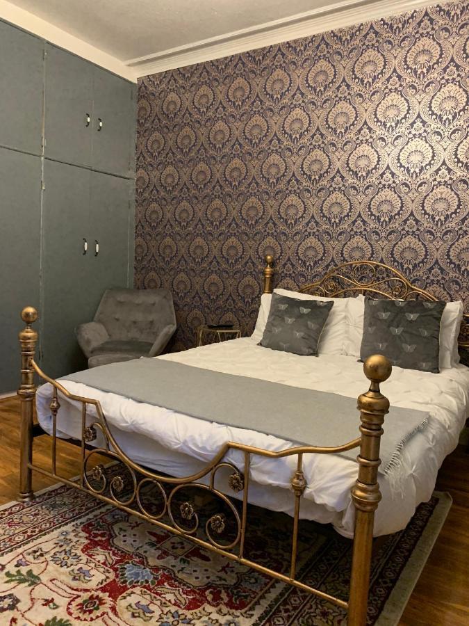 Glamours Stylish Victorian Apartment Near City Centre Единбург Екстериор снимка